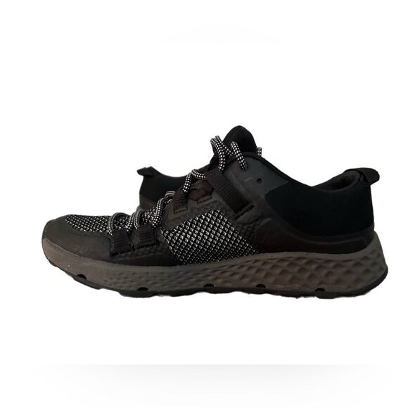 Chaco Women's Canyonland Water and Land Athletic Sneakers Black Arch Support S 6 - Picture 7 of 10
